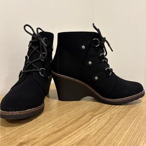 Liliana Black Wedge Ankle Boots